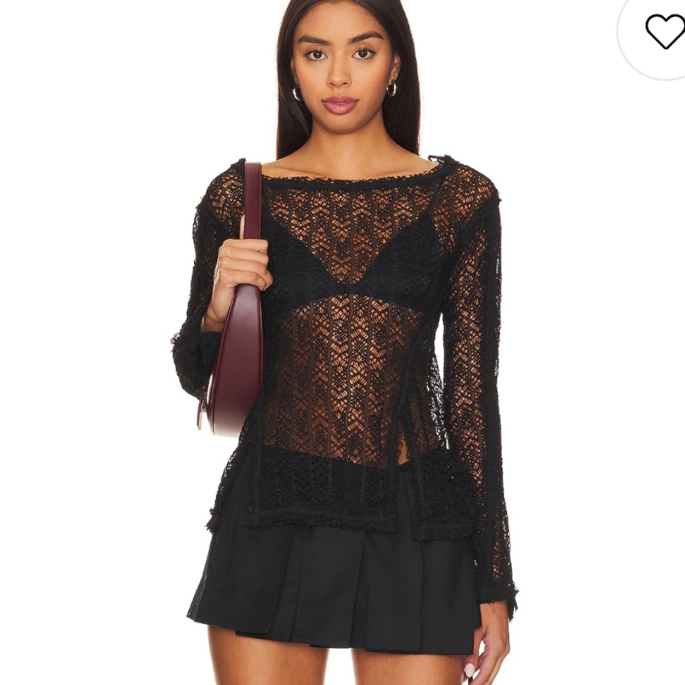 NWT FREE PEOPLE LACED SHEER TOP- SIZE MEDIUM